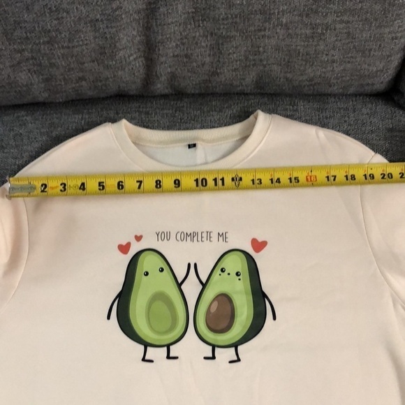 CARTOONS Avocado Sweatshirt Pullover Cream You Complete Me Avocado Cream M - Picture 6 of 11